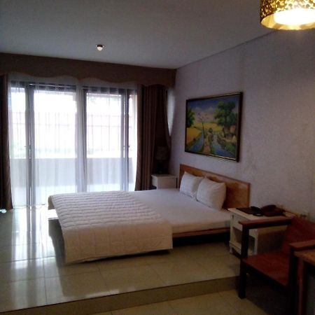 Khach San Thuong Mai Hotel Yen Thinh Exterior foto